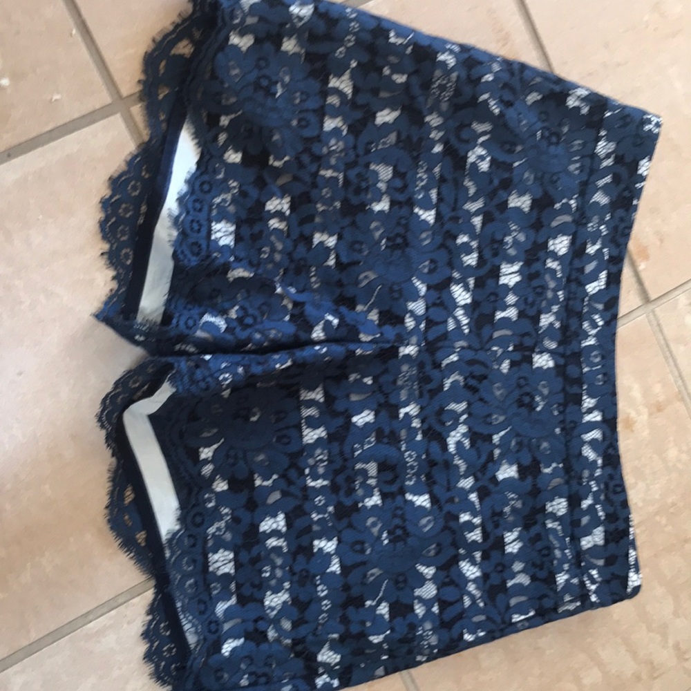 Anthropologie lace overlay shorts